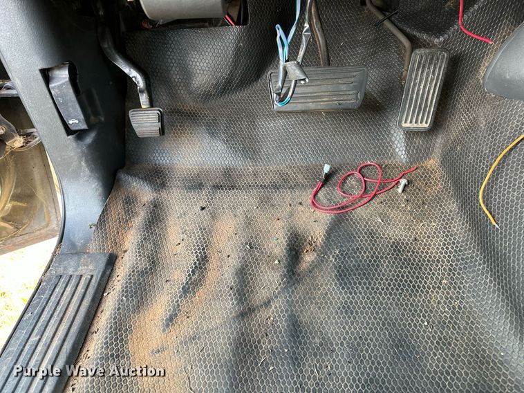 image for item DP3197 2002 Chevrolet Tahoe  SUV