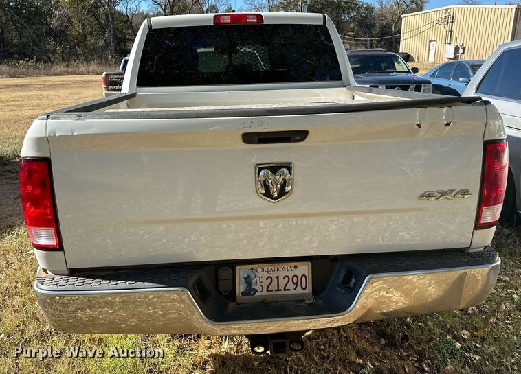 image for item DP3201 2016 Dodge Ram 1500  Crew Cab pickup truck