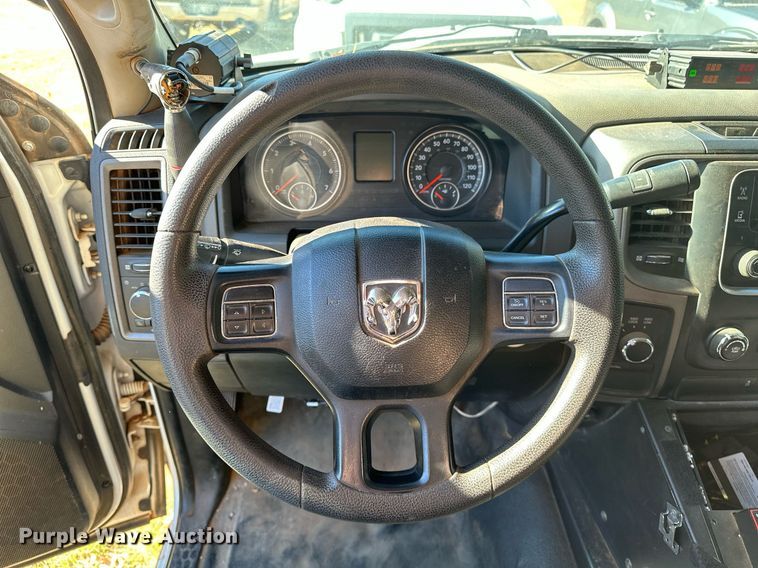 image for item DP3201 2016 Dodge Ram 1500  Crew Cab pickup truck