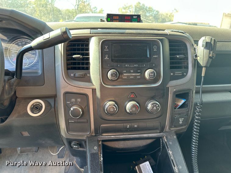 image for item DP3201 2016 Dodge Ram 1500  Crew Cab pickup truck