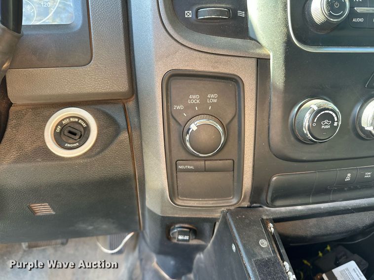 image for item DP3201 2016 Dodge Ram 1500  Crew Cab pickup truck