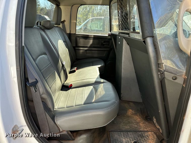 image for item DP3201 2016 Dodge Ram 1500  Crew Cab pickup truck