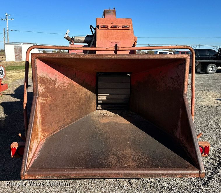 image for item DP3237 2000 Morbark  wood chipper