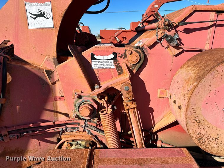 image for item DP3237 2000 Morbark  wood chipper