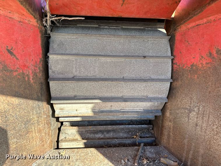 image for item DP3237 2000 Morbark  wood chipper