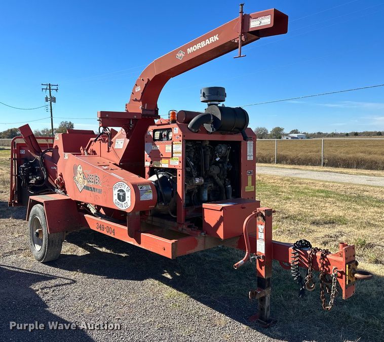 image for item DP3238 2013 Morbark Beever M18R  wood chipper
