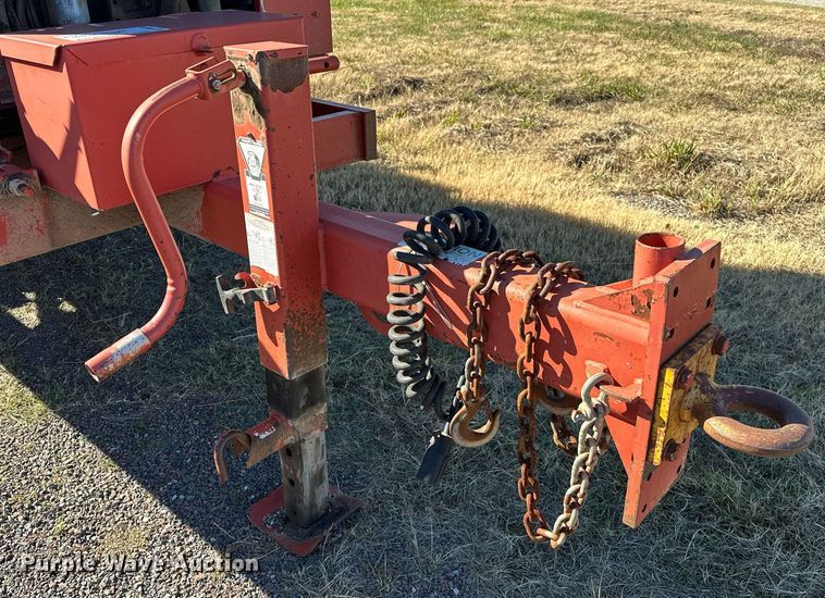 image for item DP3238 2013 Morbark Beever M18R  wood chipper