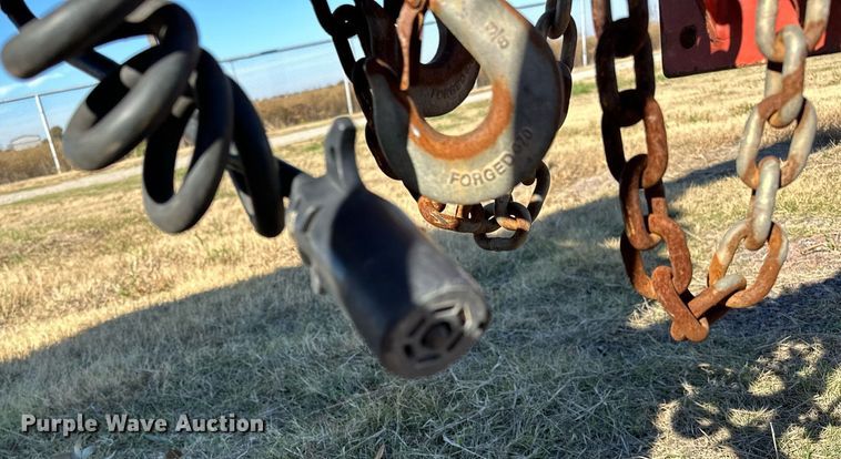 image for item DP3238 2013 Morbark Beever M18R  wood chipper