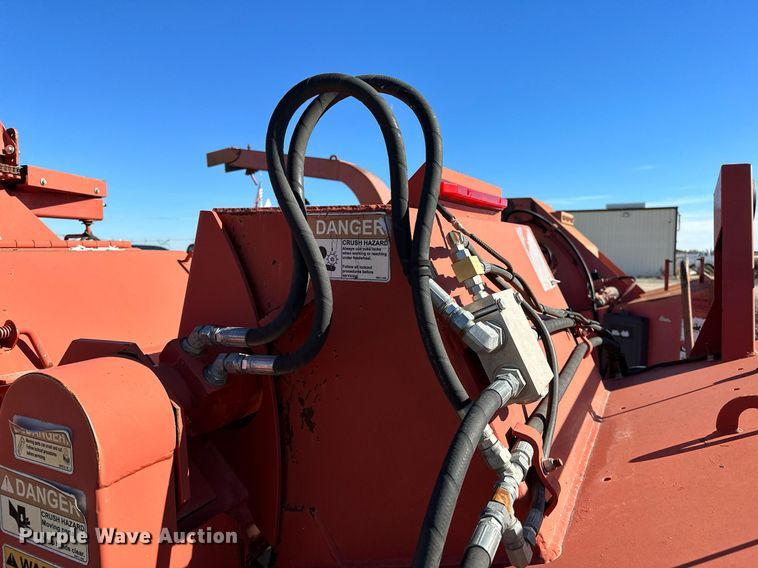 image for item DP3238 2013 Morbark Beever M18R  wood chipper