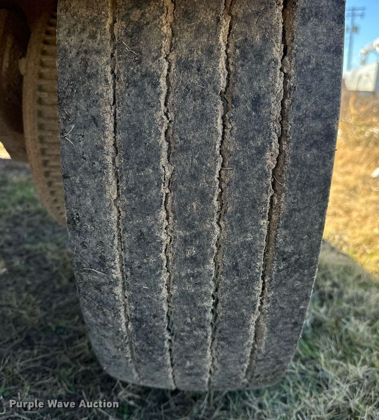 image for item DP3238 2013 Morbark Beever M18R  wood chipper