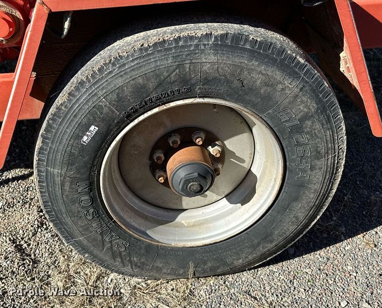 image for item DP3238 2013 Morbark Beever M18R  wood chipper