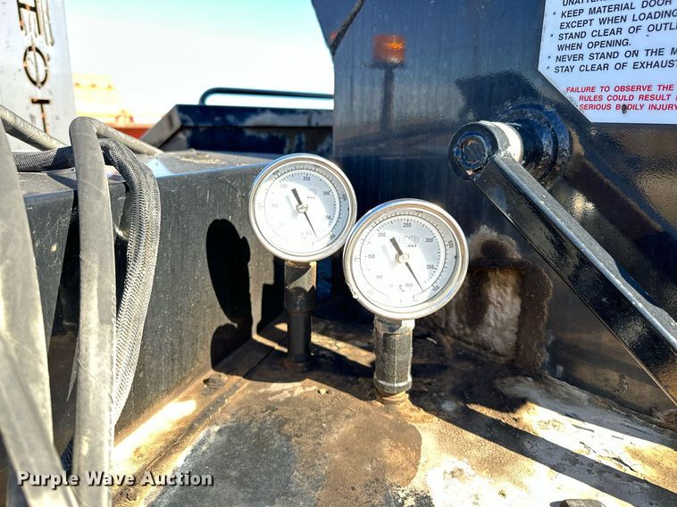 image for item DP3239 2010 Cimline 165 Metro  crack sealer