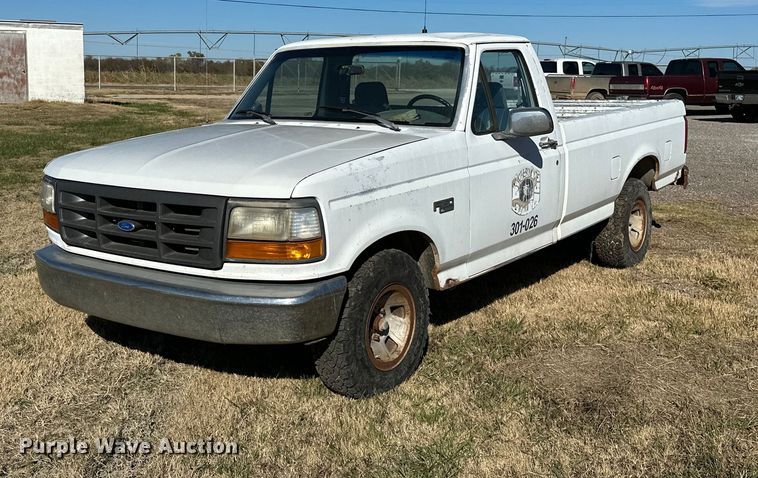 image for item DP3245 1993 Ford F150  pickup truck
