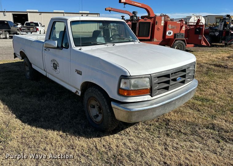 image for item DP3245 1993 Ford F150  pickup truck