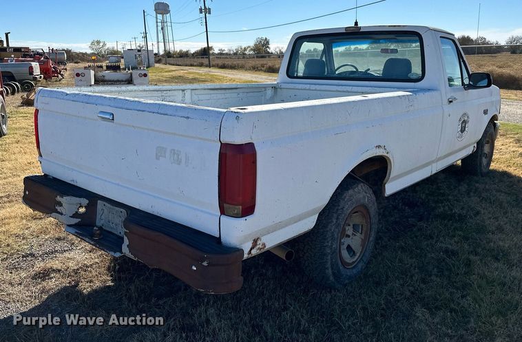 image for item DP3245 1993 Ford F150  pickup truck