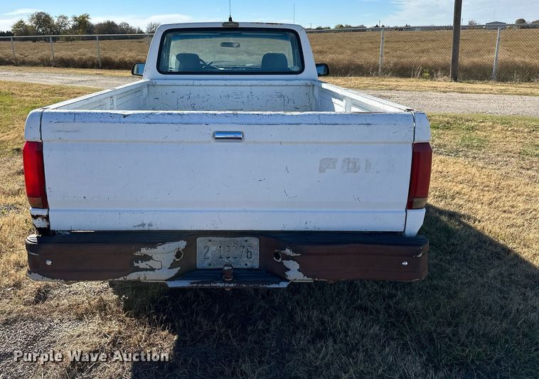 image for item DP3245 1993 Ford F150  pickup truck