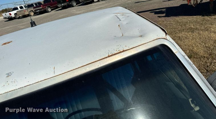 image for item DP3245 1993 Ford F150  pickup truck