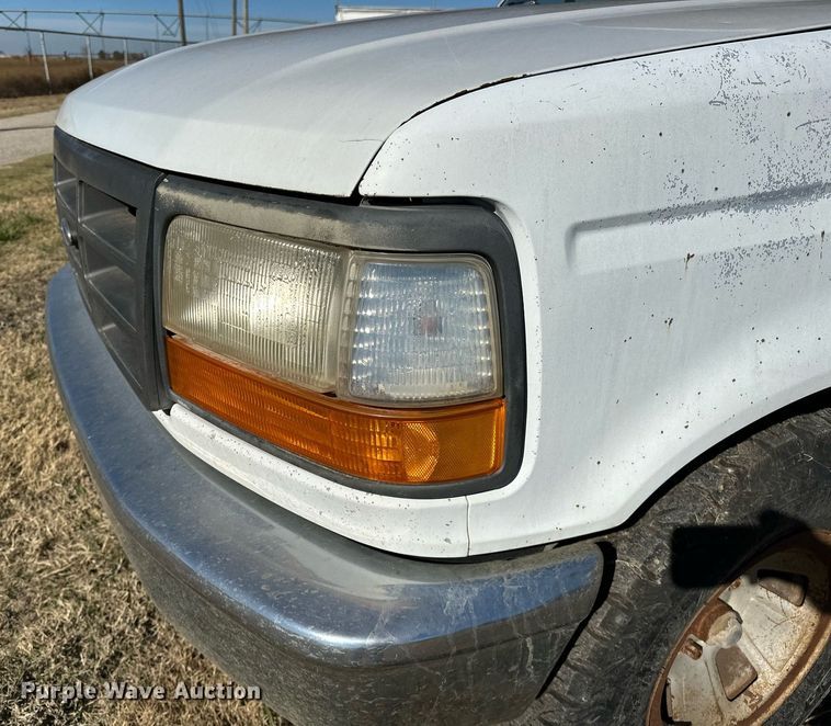 image for item DP3245 1993 Ford F150  pickup truck