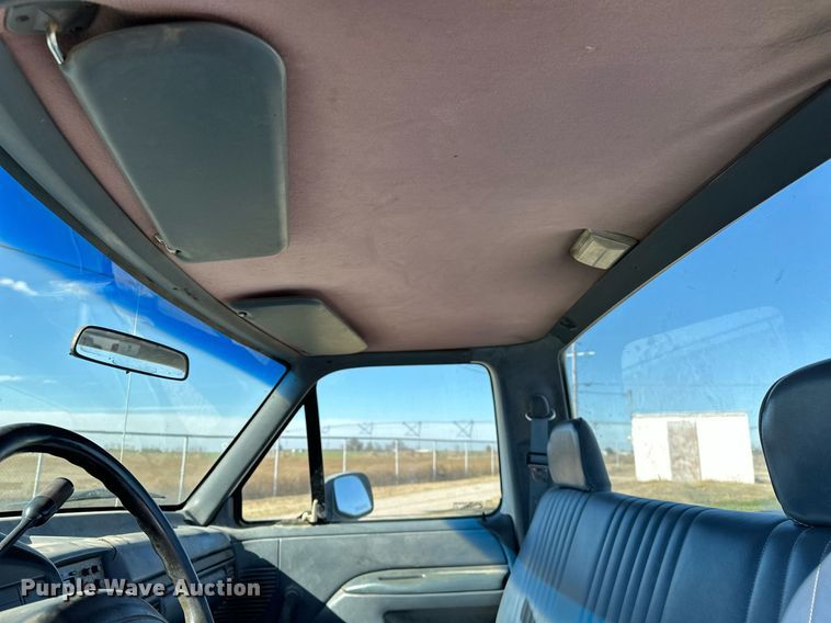 image for item DP3245 1993 Ford F150  pickup truck