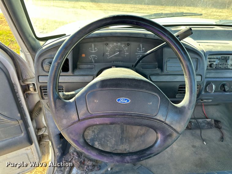 image for item DP3245 1993 Ford F150  pickup truck