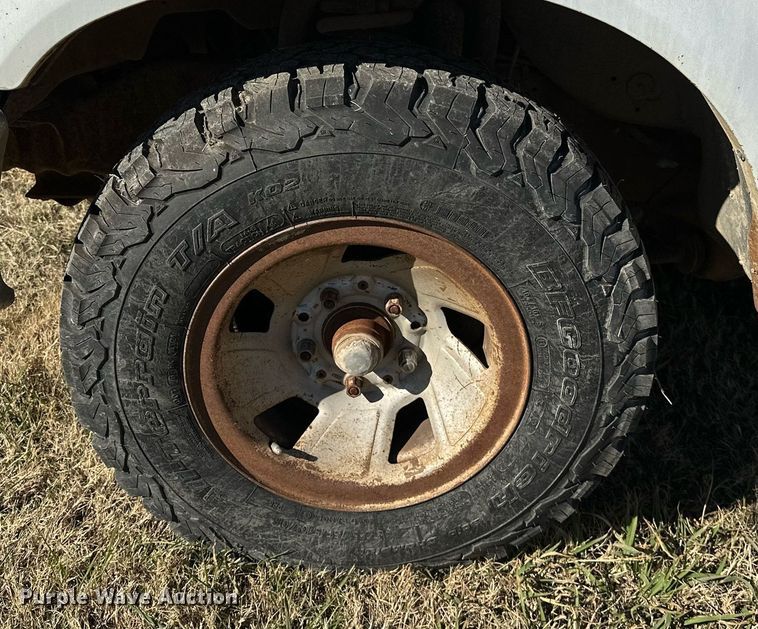 image for item DP3245 1993 Ford F150  pickup truck