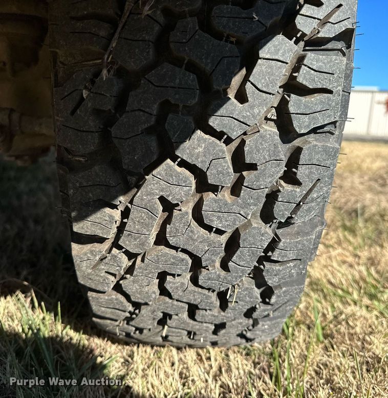 image for item DP3245 1993 Ford F150  pickup truck