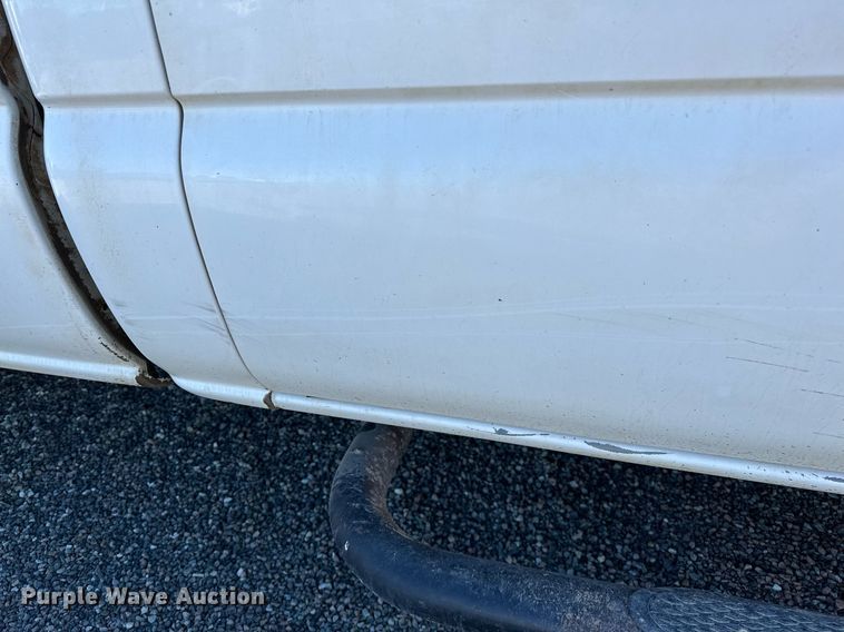 image for item DP3246 2003 Chevrolet Silverado 2500HD  pickup truck