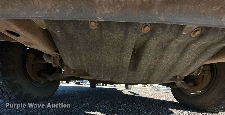 image for item DP3246 2003 Chevrolet Silverado 2500HD  pickup truck