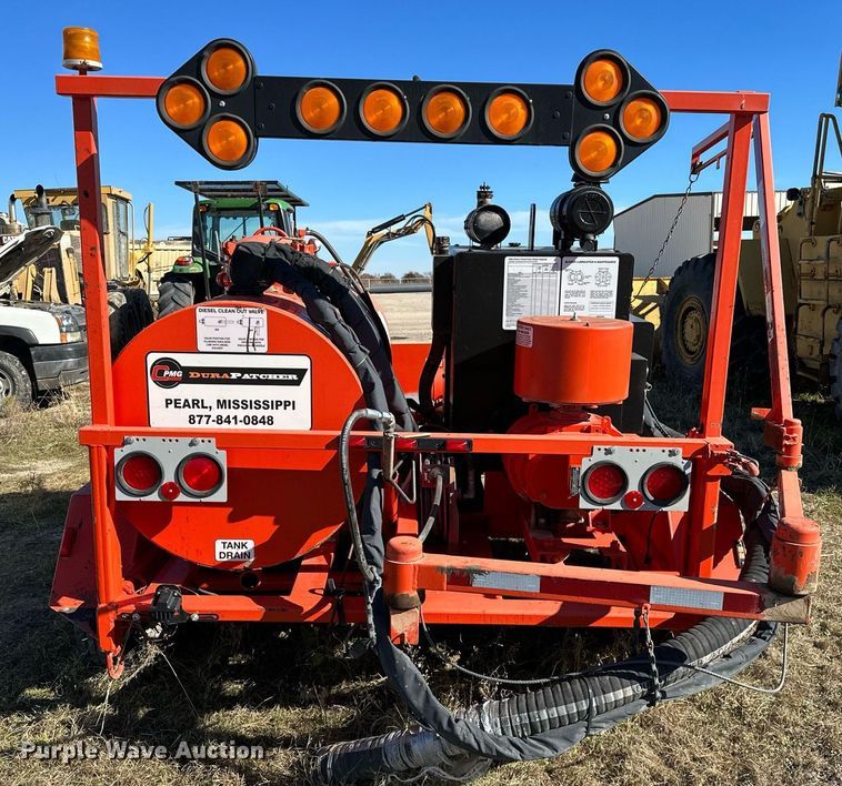 image for item DP3247 2006 Dura Patcher 125 DJT  pothole patcher