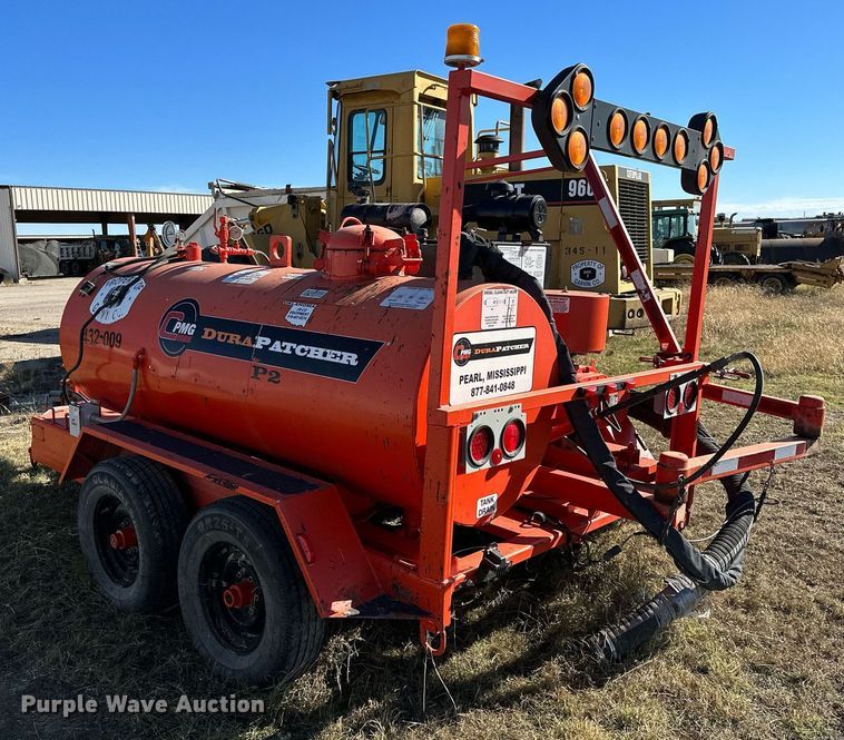 image for item DP3247 2006 Dura Patcher 125 DJT  pothole patcher