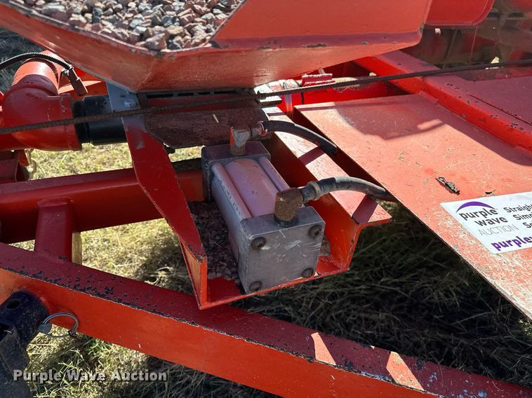 image for item DP3247 2006 Dura Patcher 125 DJT  pothole patcher