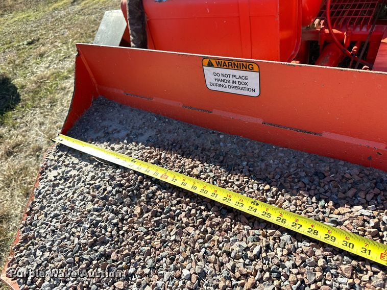 image for item DP3247 2006 Dura Patcher 125 DJT  pothole patcher