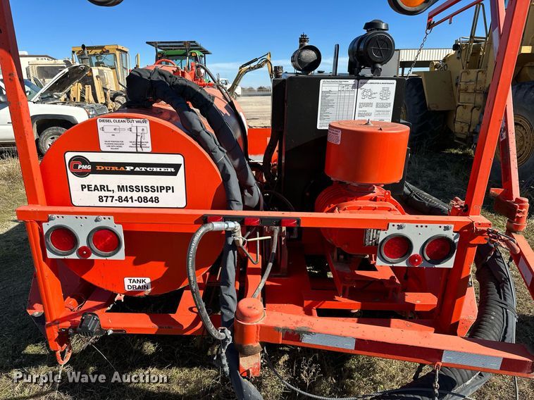 image for item DP3247 2006 Dura Patcher 125 DJT  pothole patcher