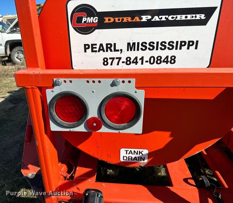 image for item DP3247 2006 Dura Patcher 125 DJT  pothole patcher