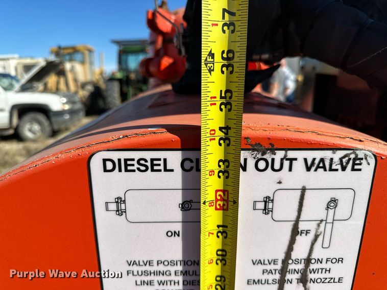 image for item DP3247 2006 Dura Patcher 125 DJT  pothole patcher