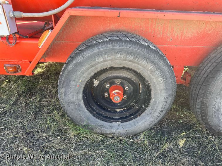 image for item DP3247 2006 Dura Patcher 125 DJT  pothole patcher