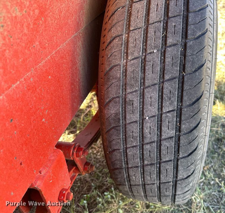 image for item DP3247 2006 Dura Patcher 125 DJT  pothole patcher