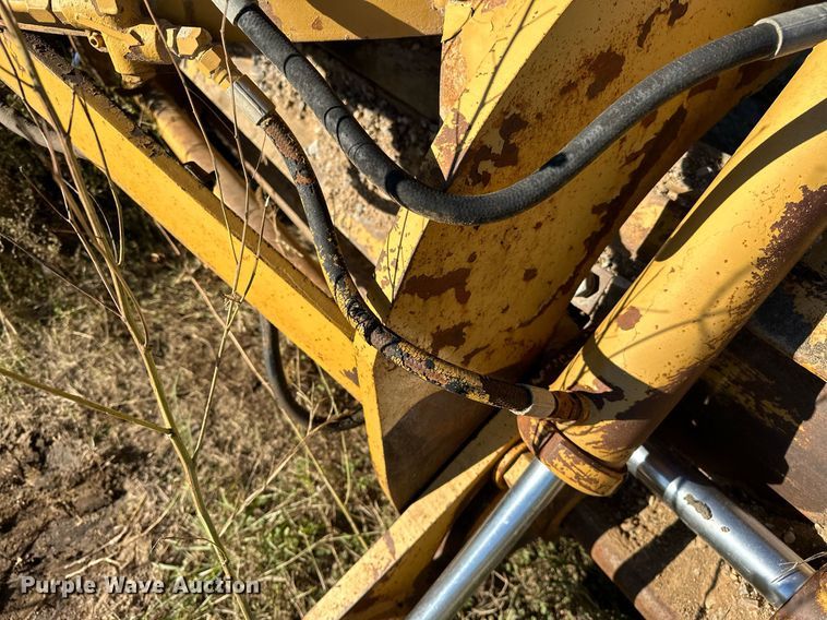 image for item DP3248 1988 Champion 720A  motor grader