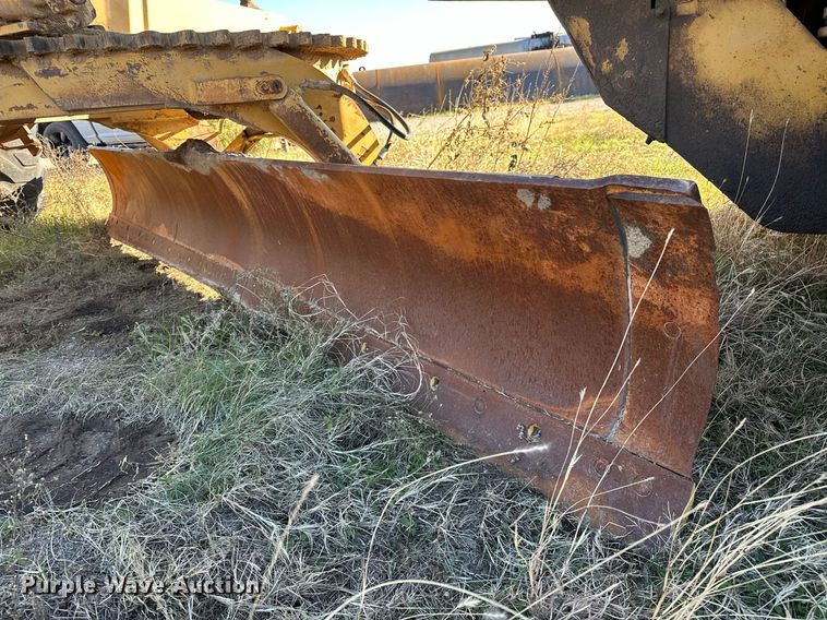 image for item DP3248 1988 Champion 720A  motor grader