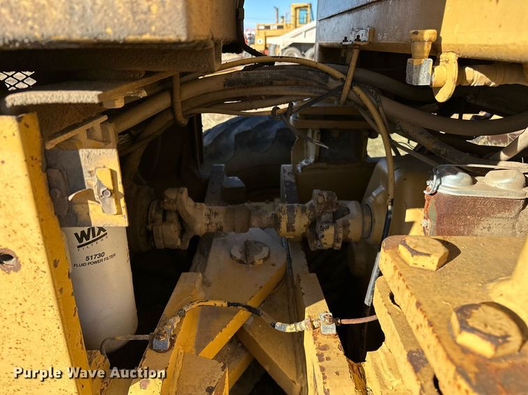 image for item DP3248 1988 Champion 720A  motor grader