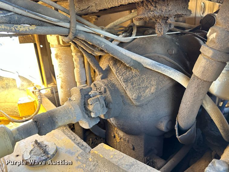 image for item DP3248 1988 Champion 720A  motor grader