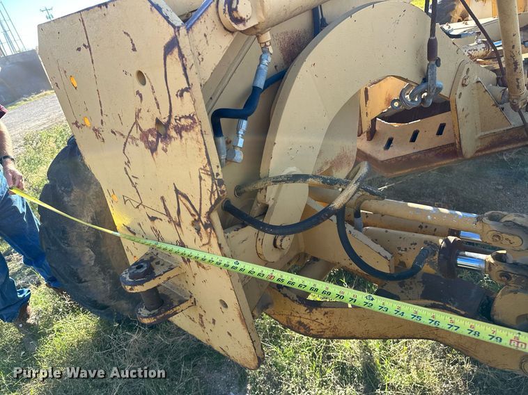 image for item DP3248 1988 Champion 720A  motor grader