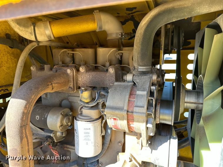 image for item DP3250 2005 Superior Broom DT80C  broom