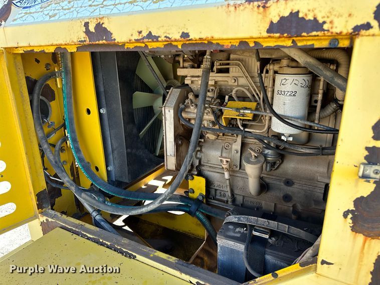 image for item DP3250 2005 Superior Broom DT80C  broom