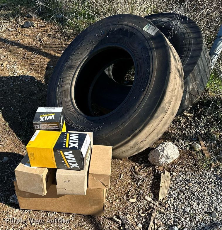 image for item DP3251 2008 Dynapac CP142  pneumatic roller