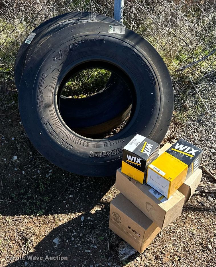 image for item DP3251 2008 Dynapac CP142  pneumatic roller