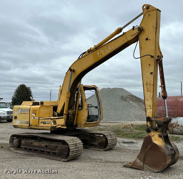 image for item DP3262 1999 John Deere 120  excavator