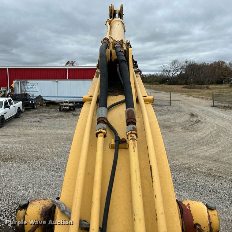 image for item DP3262 1999 John Deere 120  excavator