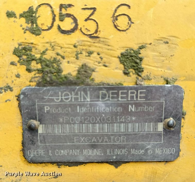 image for item DP3262 1999 John Deere 120  excavator