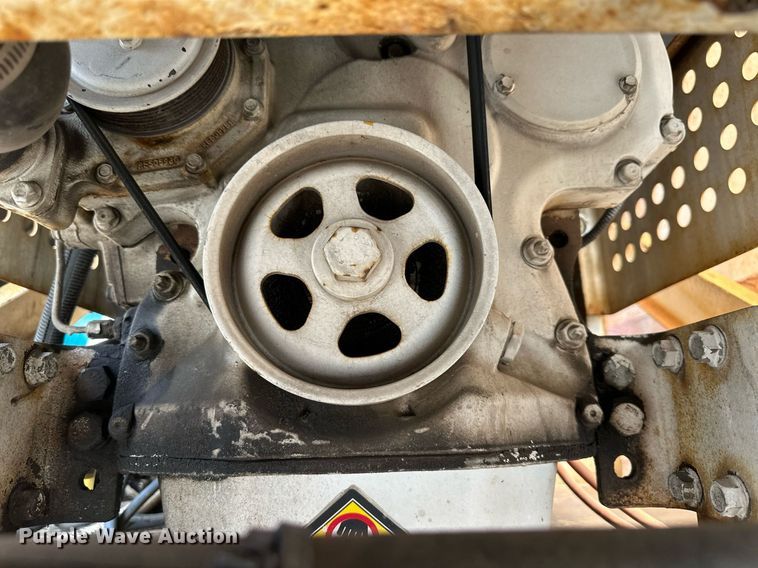 image for item DP4391 2004 GMC T7500  hook lift truck